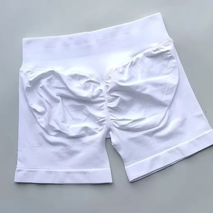 Shorts Deportivos de Mujer – Sin Costuras

Cintura baja acanalada + diseño scrunch para realzar glúteos